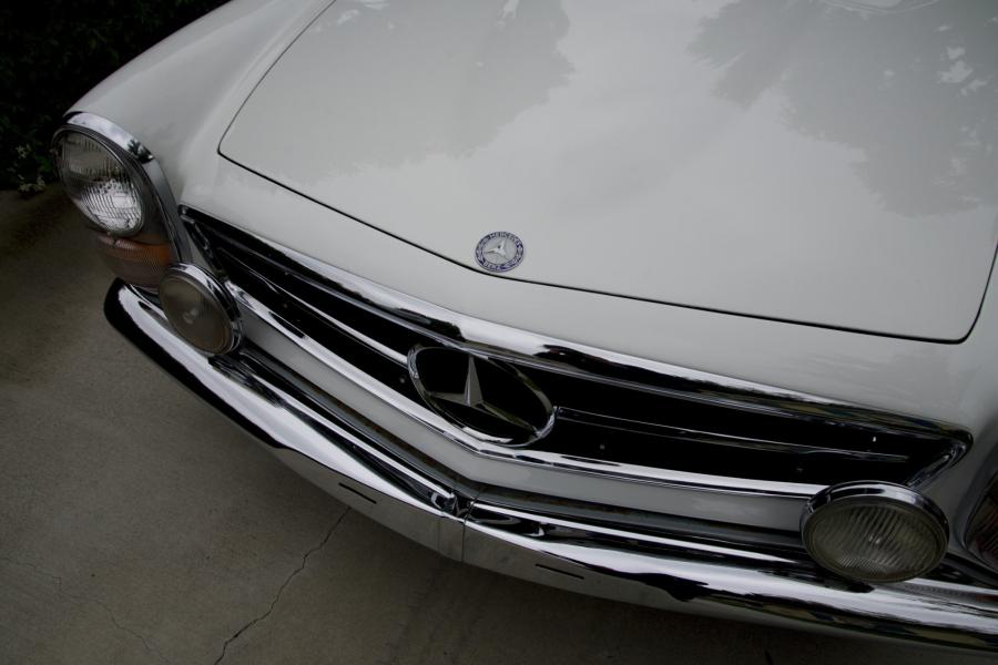 Детали экстерьера Mercedes-Benz 280 SL (W113) 1970 года  (EU) (фото 49 из 74)